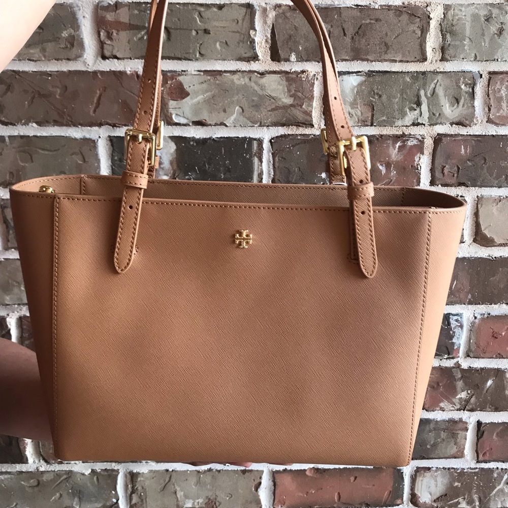 OFFERS? NEW Tory Burch Emerson Small Buckle Tote